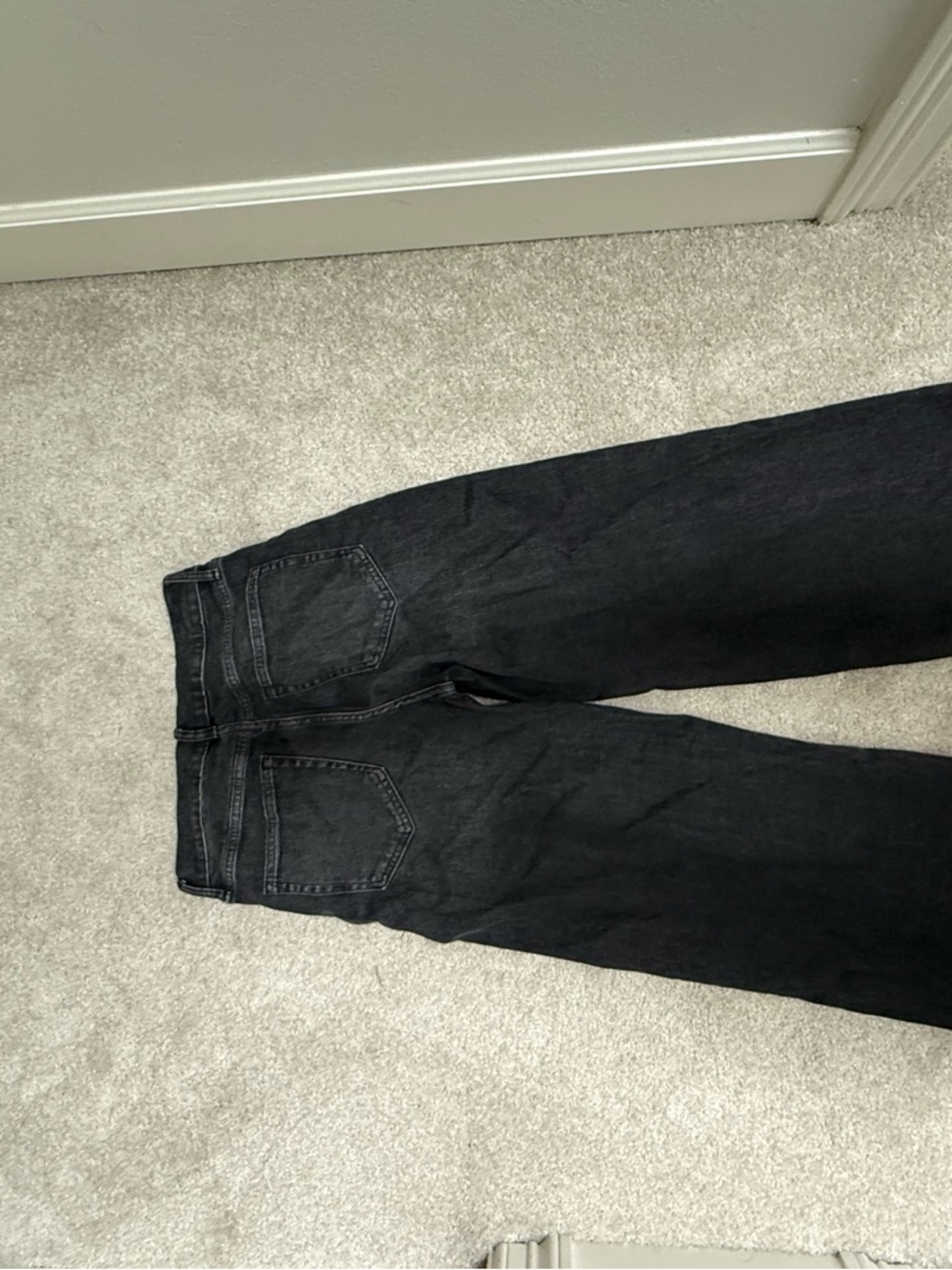 GAP High Rise Women’s Jeans in Washed Black